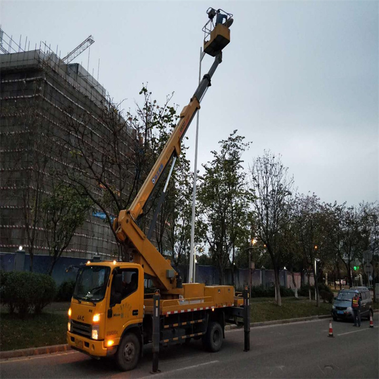 衡山小型高空作业车出租